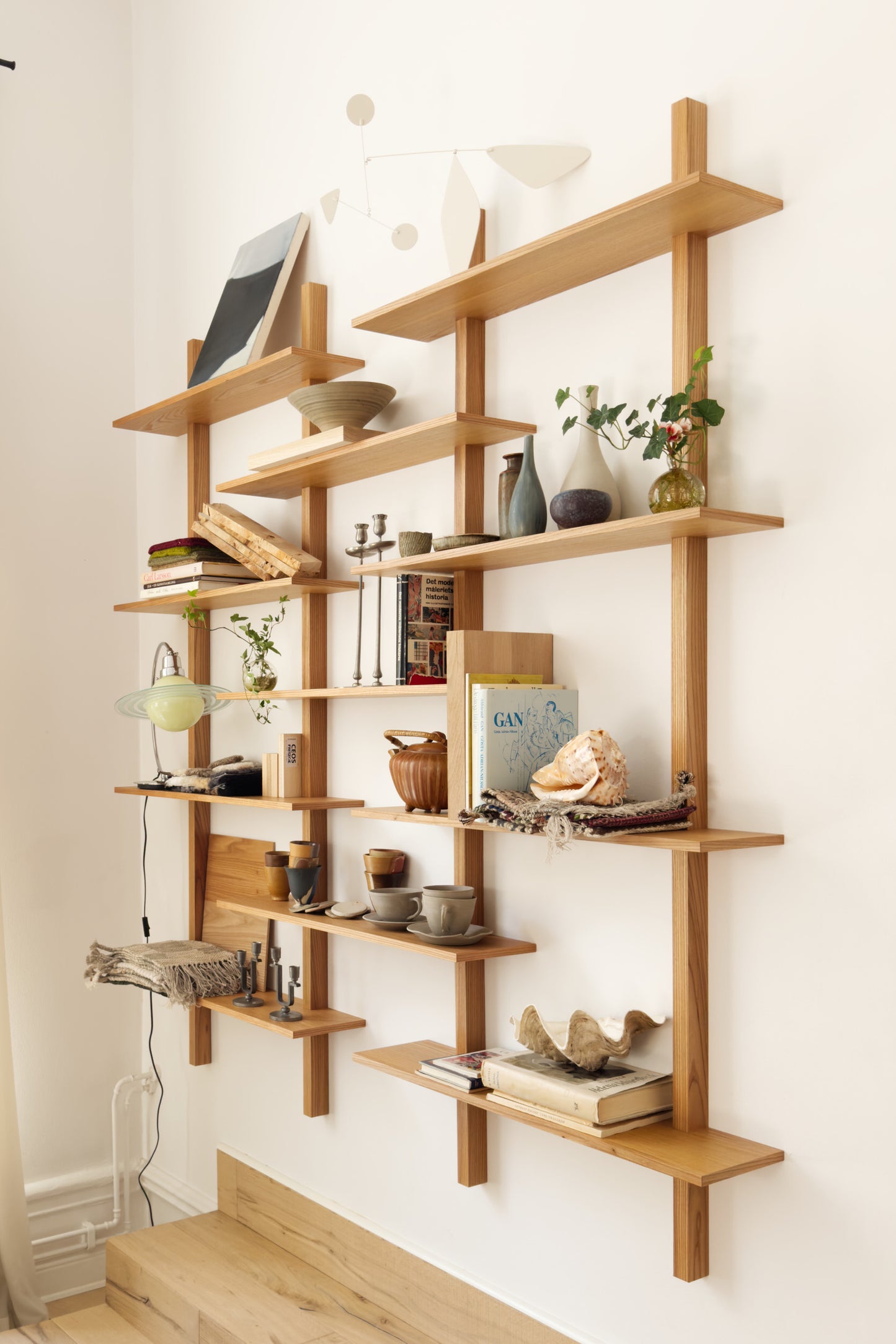 Wall Shelf Picasso