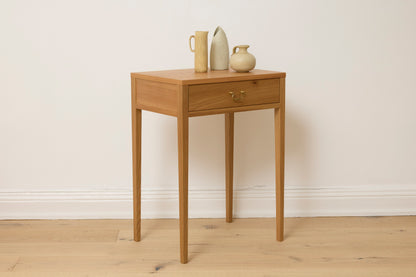 Nightstand Alma